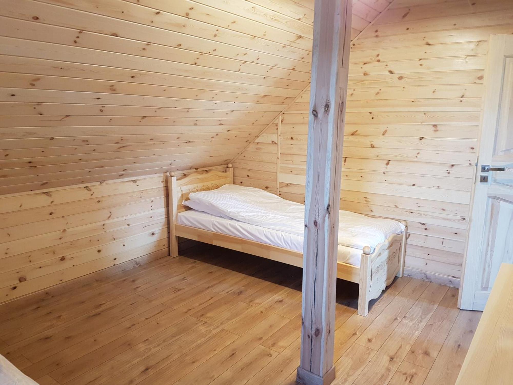 Wooden Holiday Home In Skrzynia With Terrace Osiek  Εξωτερικό φωτογραφία